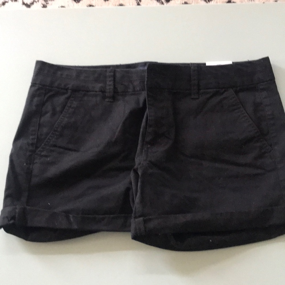 American eagle cuffed shorts